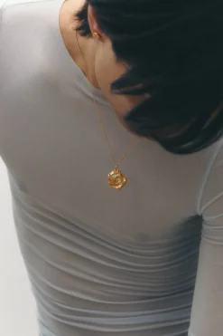 SIMUERO Necklaces>Amuleto